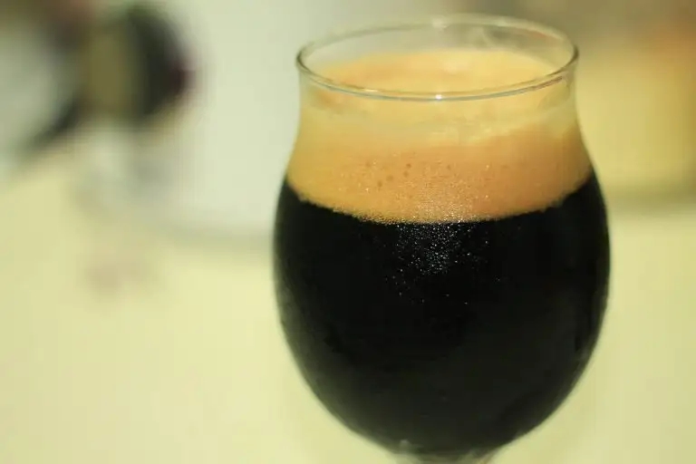 What-are-Pastry-Stouts-Thick-Beers-768x512.jpg